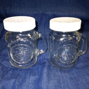 Salt & Pepper shakers, vintage Golden Harvest mason jar style with lids, GUC